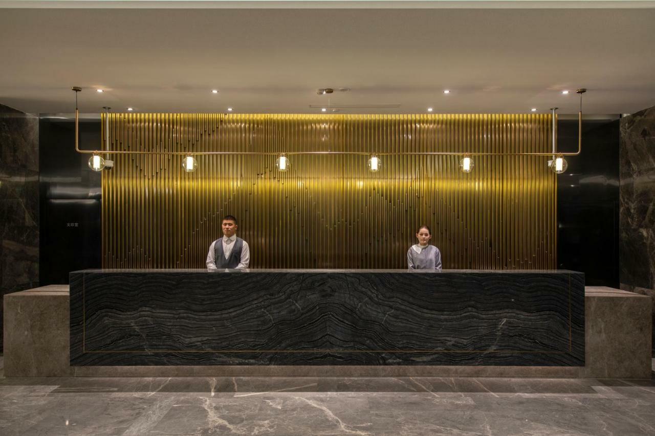 Orange Hotel Shanghai Pudong Airport Екстериор снимка