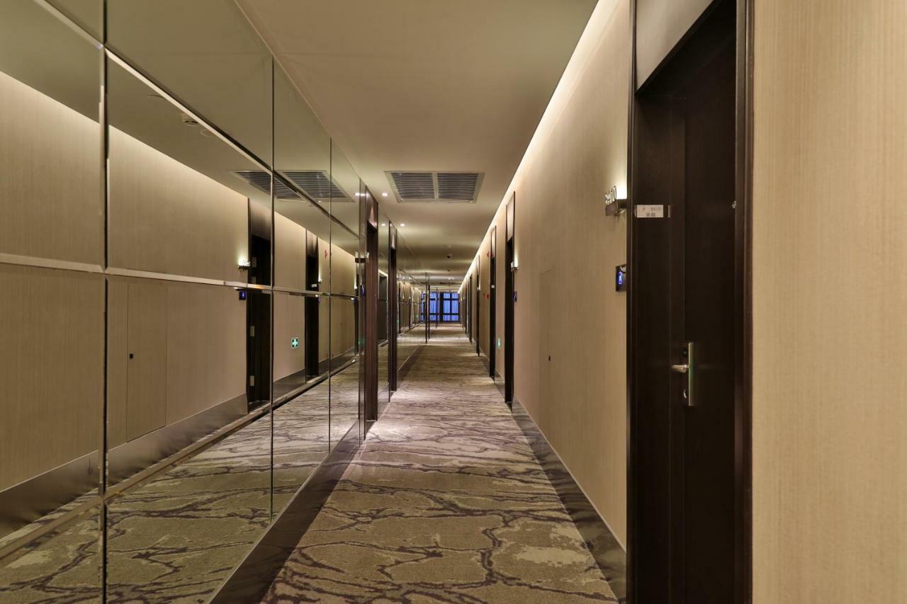 Orange Hotel Shanghai Pudong Airport Екстериор снимка